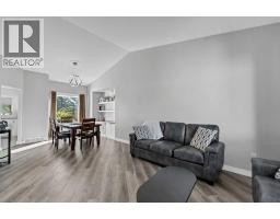 2pc Bathroom - 107 Sunset Road Sw, Medicine Hat, AB T1B4V8 Photo 7