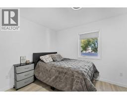 Storage - 107 Sunset Road Sw, Medicine Hat, AB T1B4V8 Photo 19
