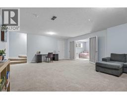 295 Aspen Hills Close SW - photo 43