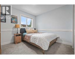 295 Aspen Hills Close SW - photo 34