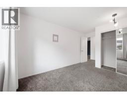 208, 3208 Valleyview Park SE - photo 17