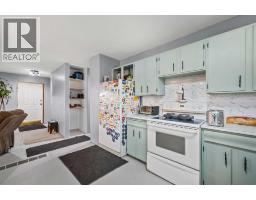 1219 68 Street NE - photo 14