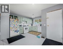 1219 68 Street NE - photo 11