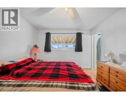 1219 68 Street NE - photo 16