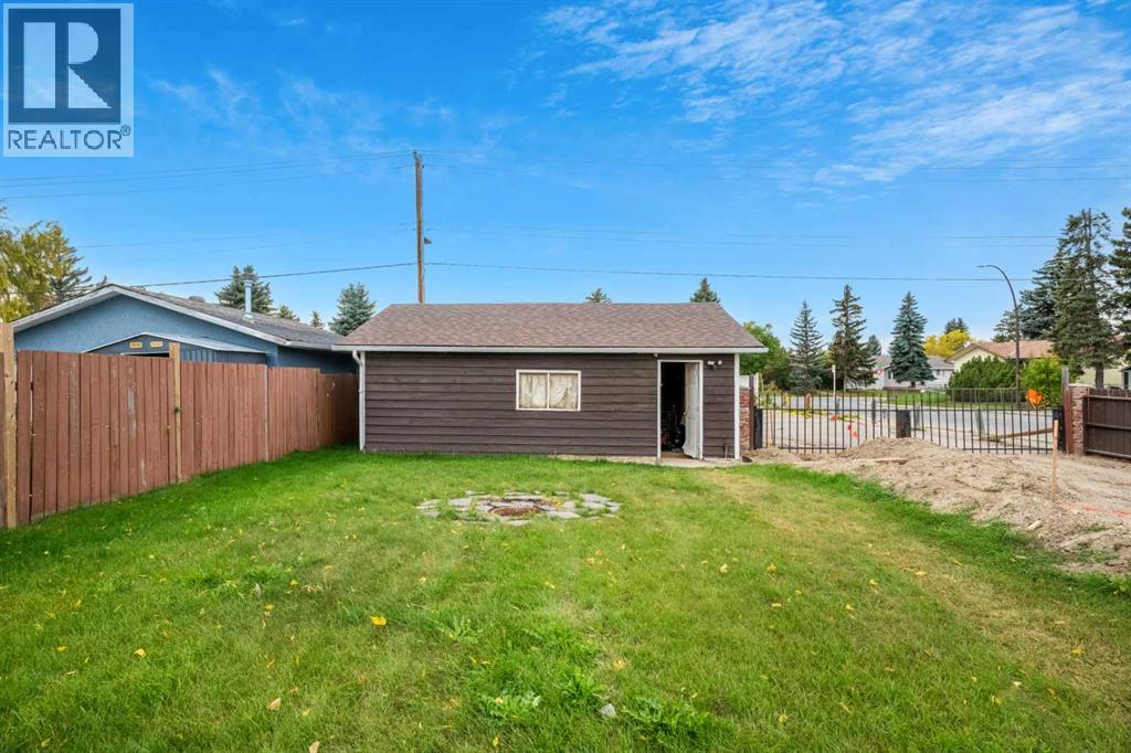1219 68 Street NE - Image 41