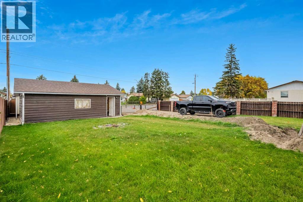 1219 68 Street NE - Image 43