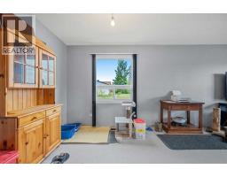 1219 68 Street NE - photo 10