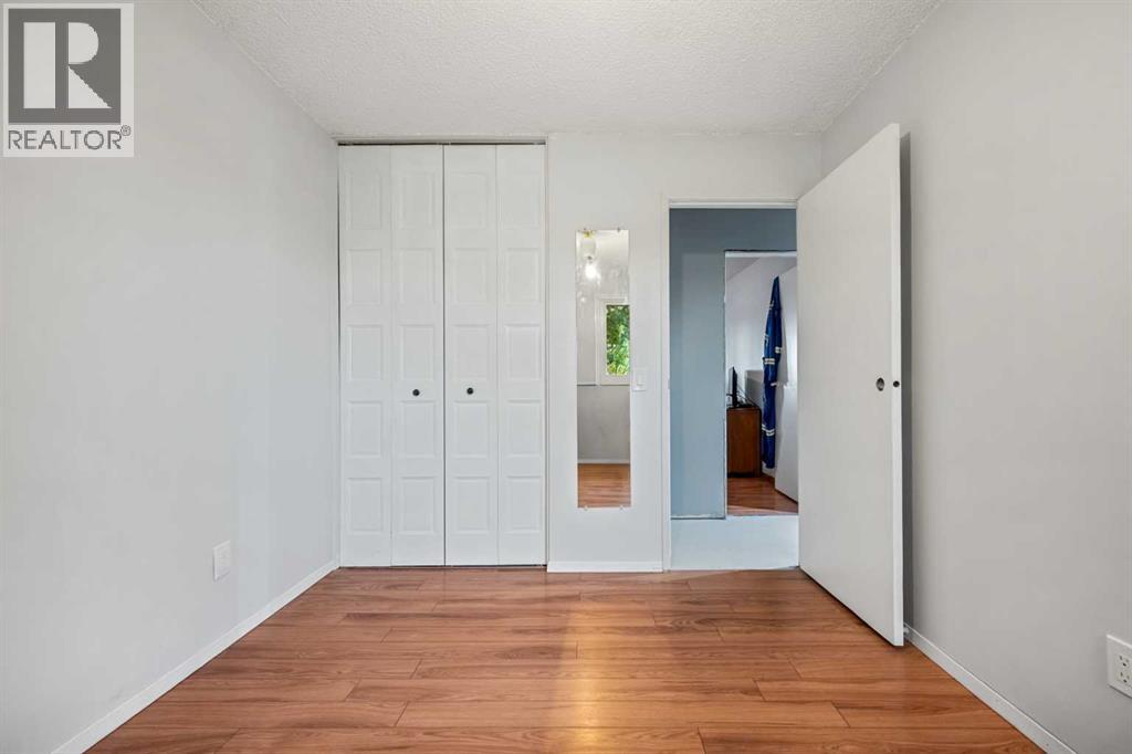 1219 68 Street NE - 22