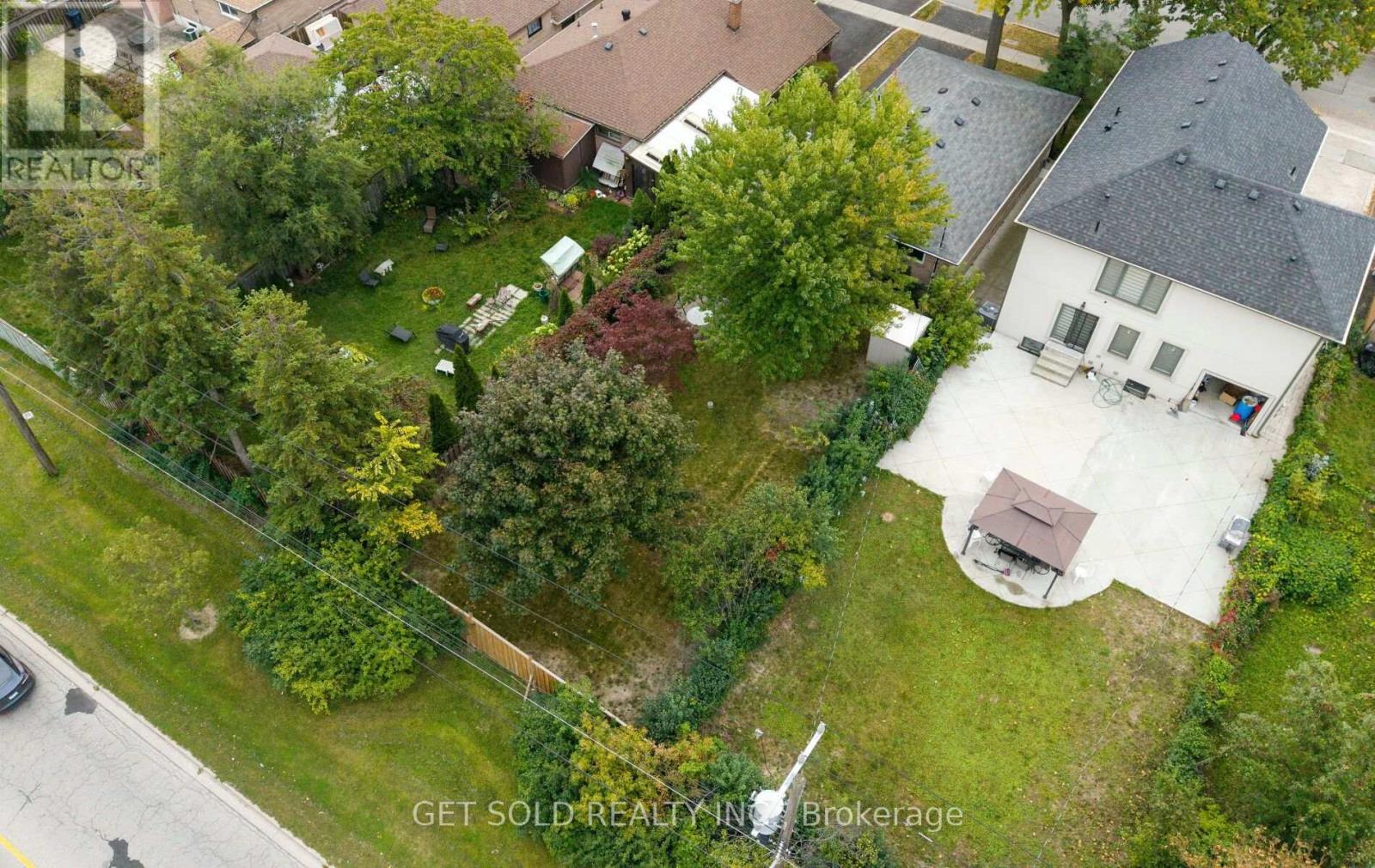 22 ALMAYO CRESCENT - 50