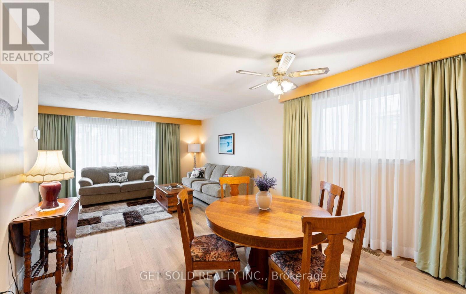 Photo of 22 ALMAYO CRESCENT