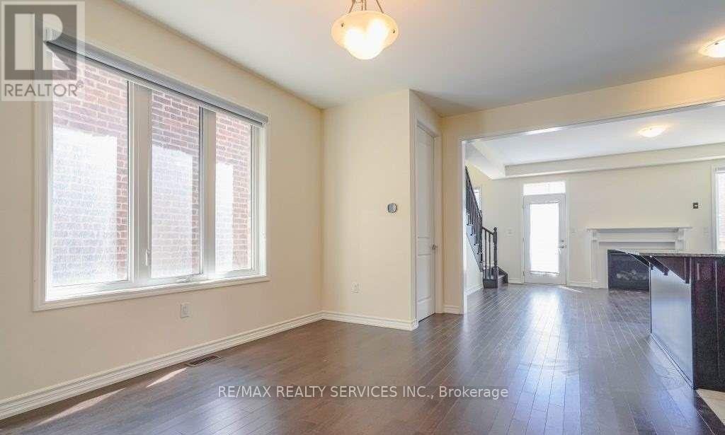 4 DIVERS ROAD, Brampton (Northwest Brampton) — photo 9