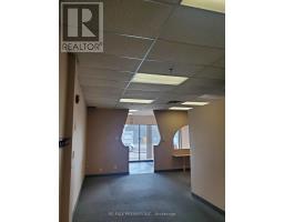 28 - 3200 Dufferin Street, Toronto, ON M6A2T3 Photo 10