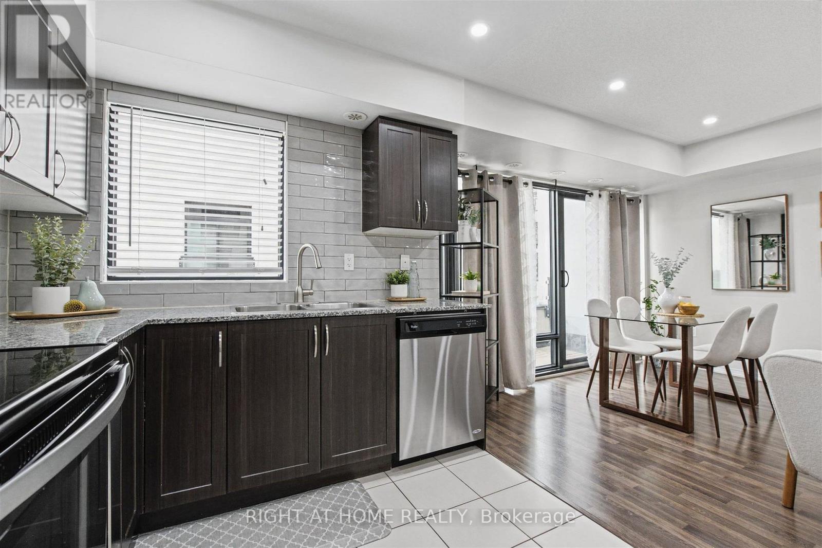 #416 130 WIDDICOMBE HILL BOULEVARD - Image 18