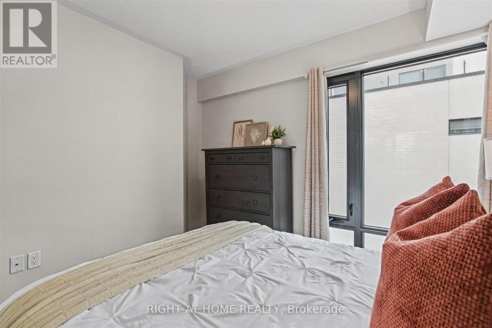 #416 130 WIDDICOMBE HILL BOULEVARD - Image 22