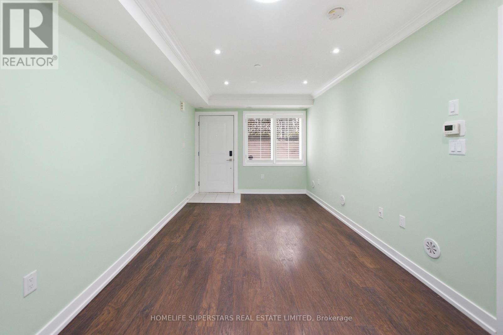 #413 8 DRUMMOND STREET - Image 22