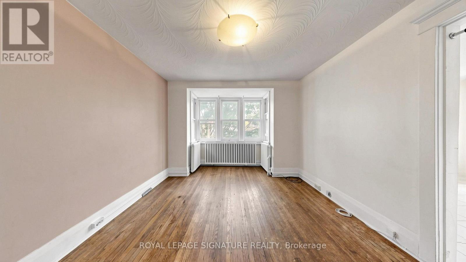 132 MARION STREET - 18