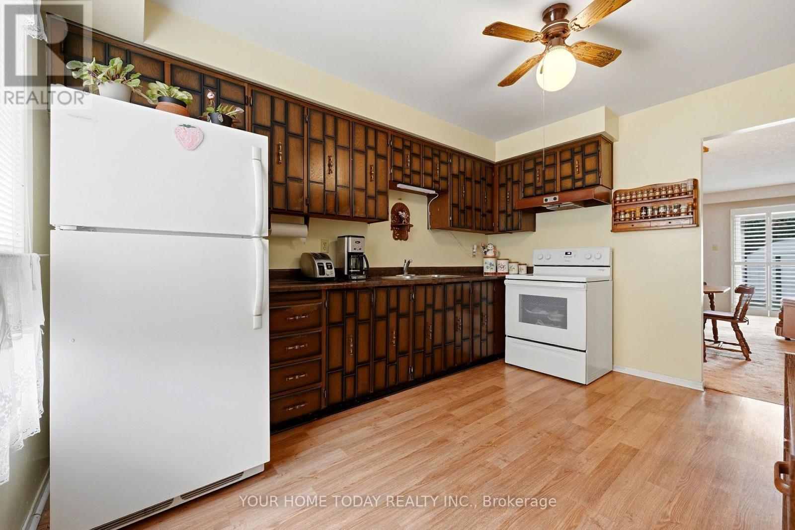 7 GREENORE CRESCENT, Halton Hills (AC Acton) — photo 5
