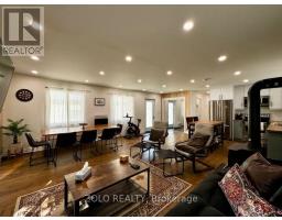 886 Monck Road, Kawartha Lakes, ON L0K1W0 Photo 9