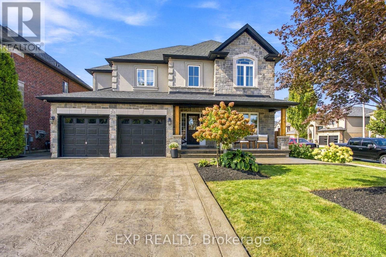 253 UPPER MOUNT ALBION ROAD - 1