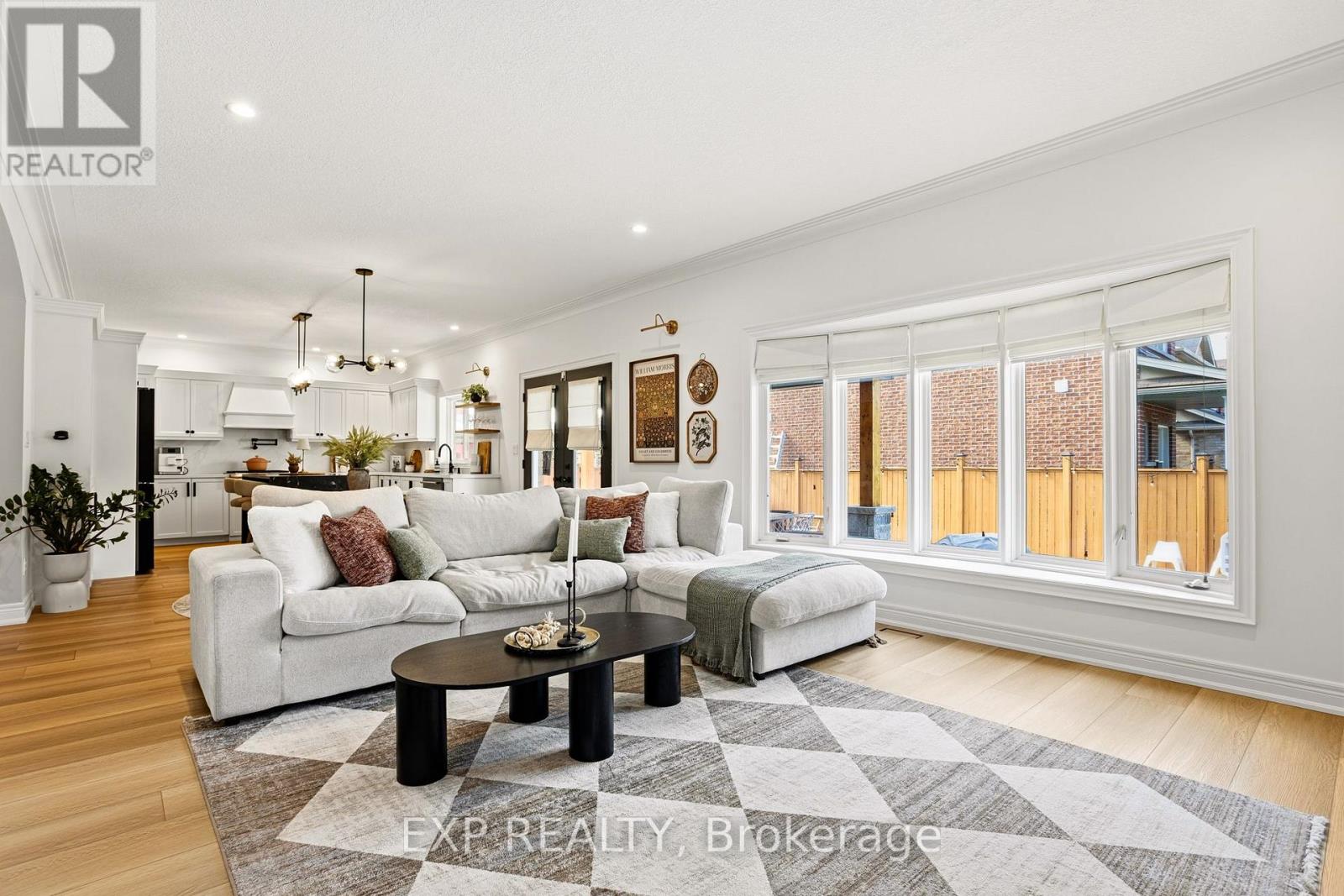 253 UPPER MOUNT ALBION ROAD - Image 14