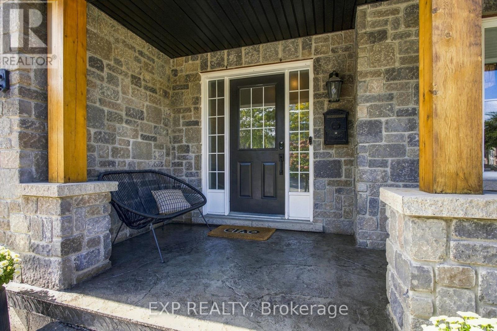 253 UPPER MOUNT ALBION ROAD - 5
