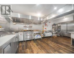 5703 Ferry Street, Niagara Falls, ON L2G1S5 Photo 10