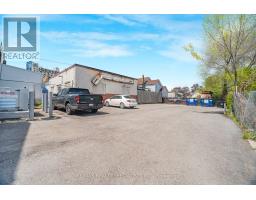 5703 Ferry Street, Niagara Falls, ON L2G1S5 Photo 30