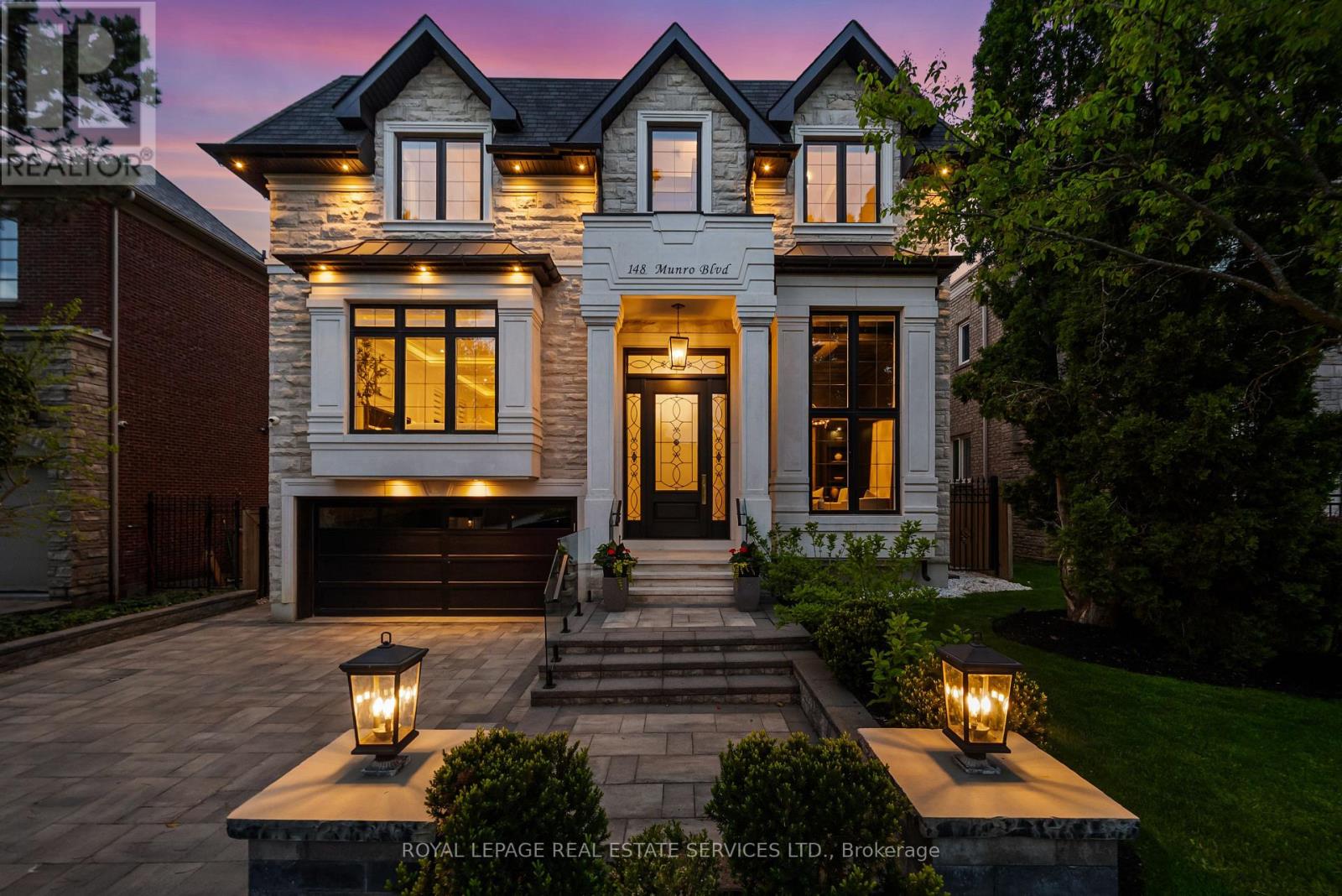 Photo of 148 Munro Boulevard