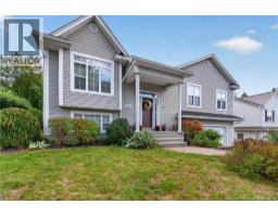120 Wiggins Drive, photo 2
