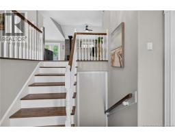 120 Wiggins Drive, photo 4