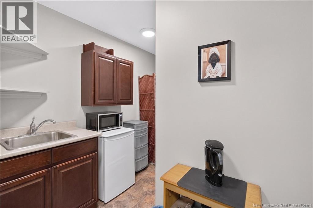 120 Wiggins Drive - Image 29