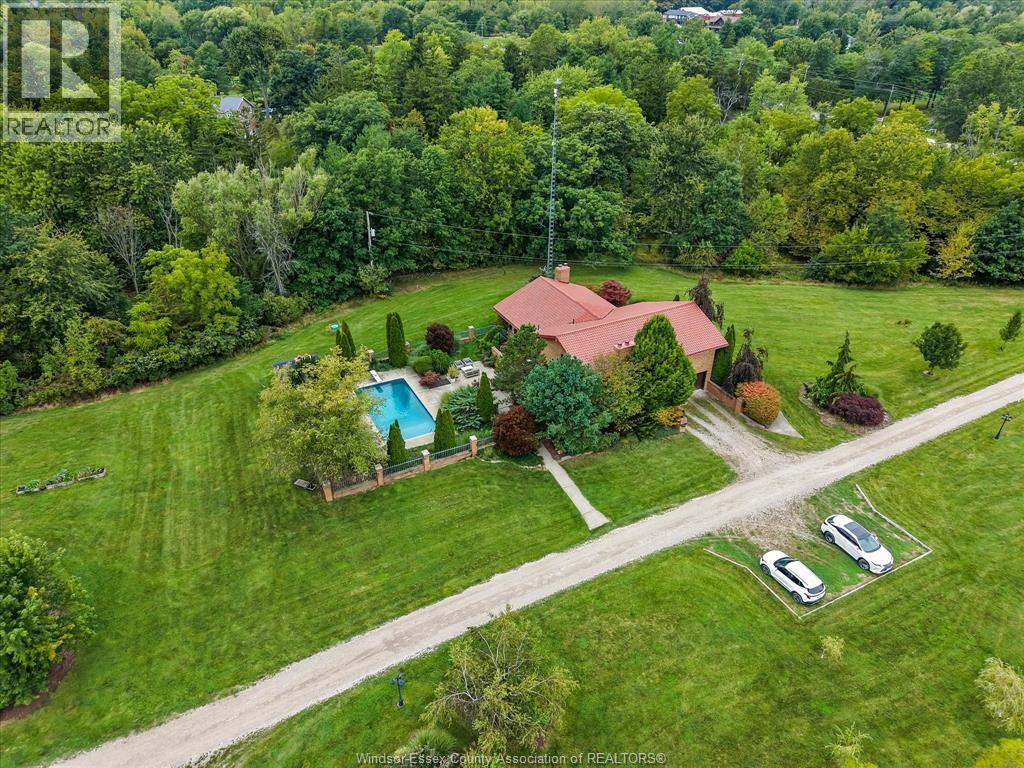 4913 4th CONCESSION RD E East - 48