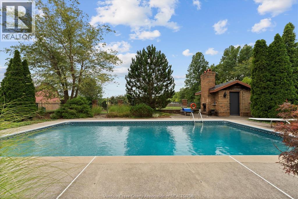 4913 4th CONCESSION RD E East - 36