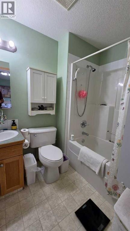 801 1 Street NE - 18