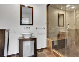13811 17 Avenue, Surrey, BC V4A7C2 Photo 10
