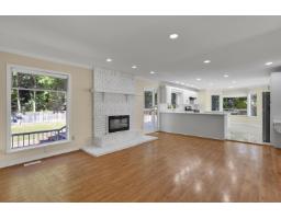 13811 17 Avenue, Surrey, BC V4A7C2 Photo 6