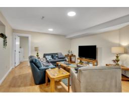 13811 17 Avenue, Surrey, BC V4A7C2 Photo 19