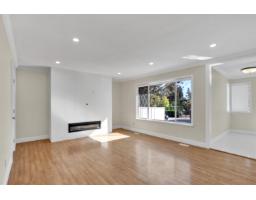 13811 17 Avenue, Surrey, BC V4A7C2 Photo 8