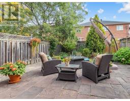 849 Joe Persechini Drive, Newmarket, ON L3X2V1 Photo 34