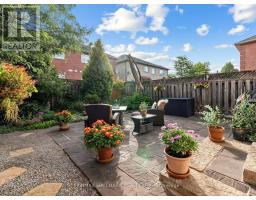 849 Joe Persechini Drive, Newmarket, ON L3X2V1 Photo 35