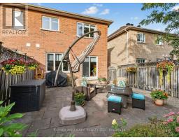 849 Joe Persechini Drive, Newmarket, ON L3X2V1 Photo 40