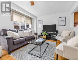 849 Joe Persechini Drive, Newmarket, ON L3X2V1 Photo 16