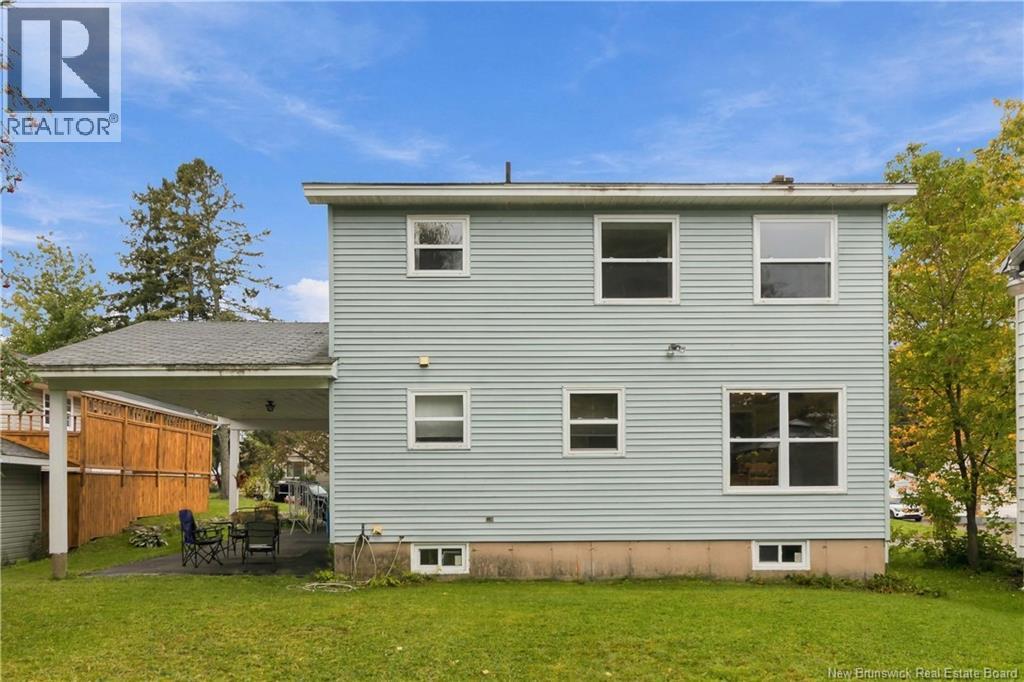 221 Broadway Street - 33