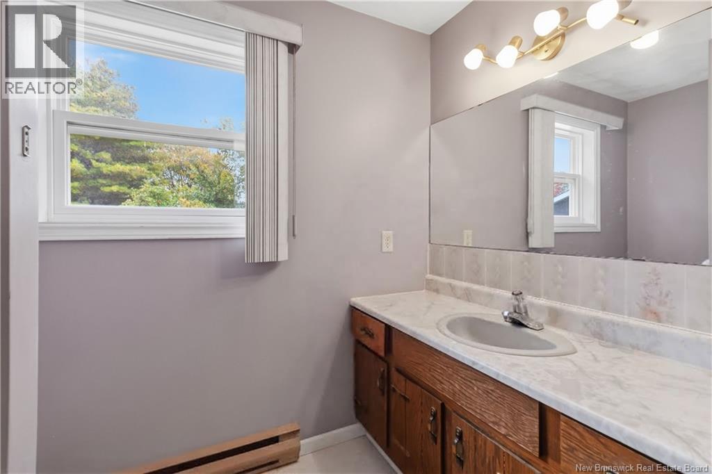 221 Broadway Street - 24