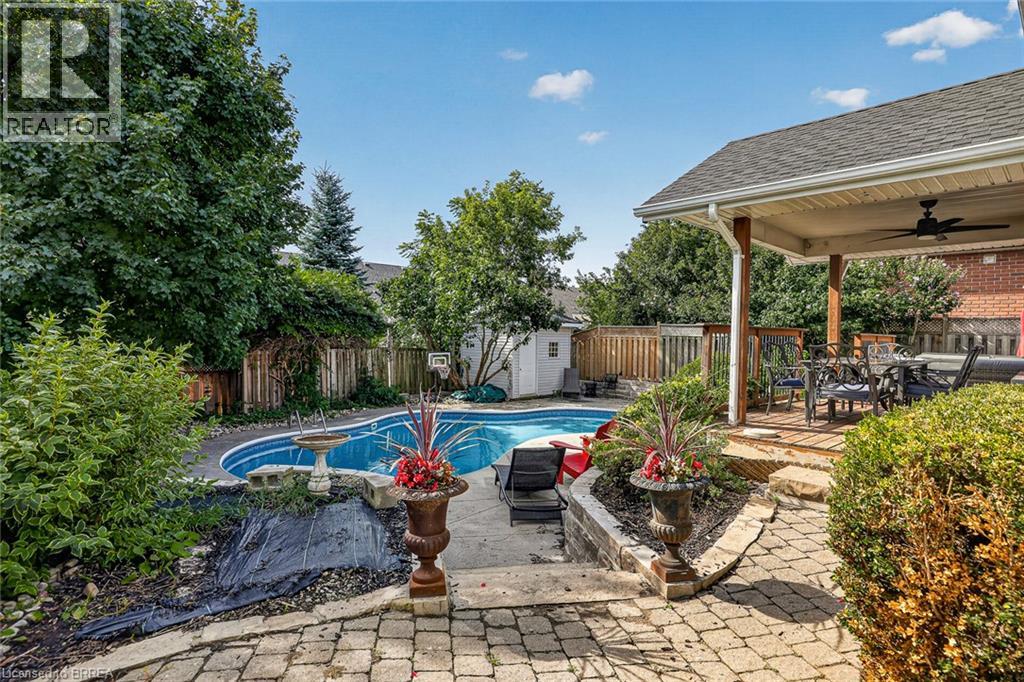 468 LAKEVIEW Drive, Woodstock — photo 8