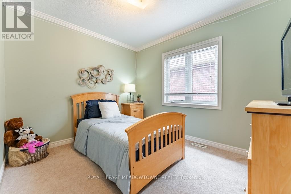 150 MCCREADY DRIVE - 26