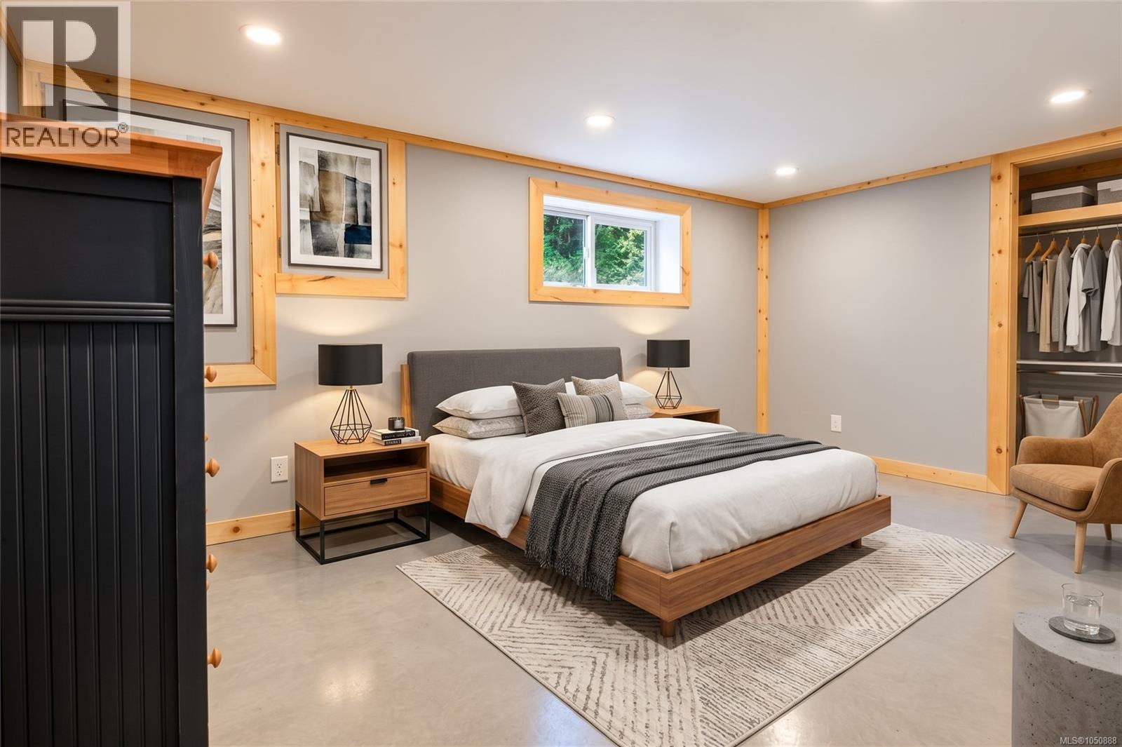 1215 Queens Ave - 23