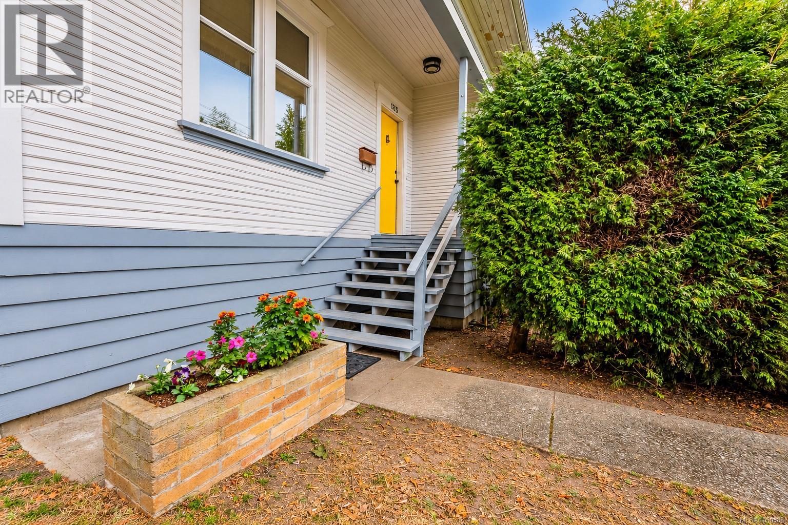 1215 Queens Ave - 29