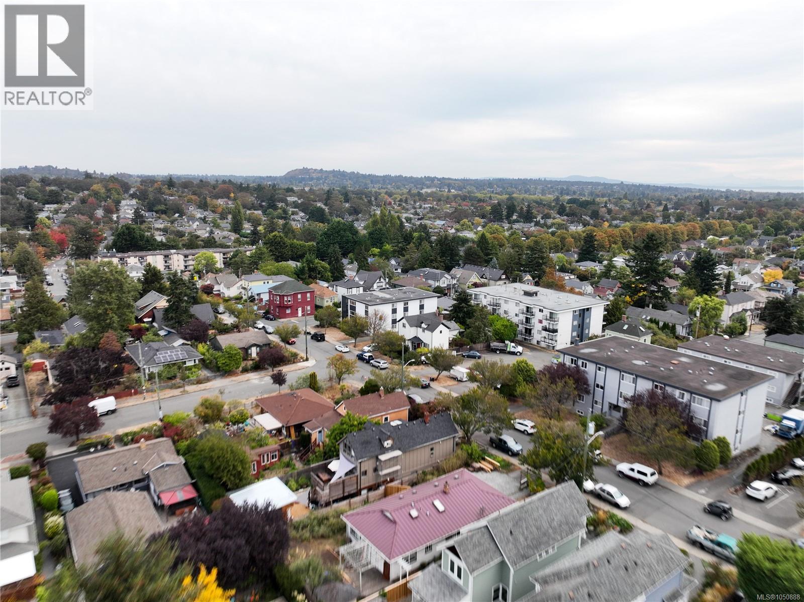 1215 Queens Ave - 46