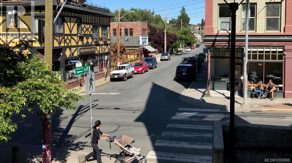 1215 Queens Ave - 48